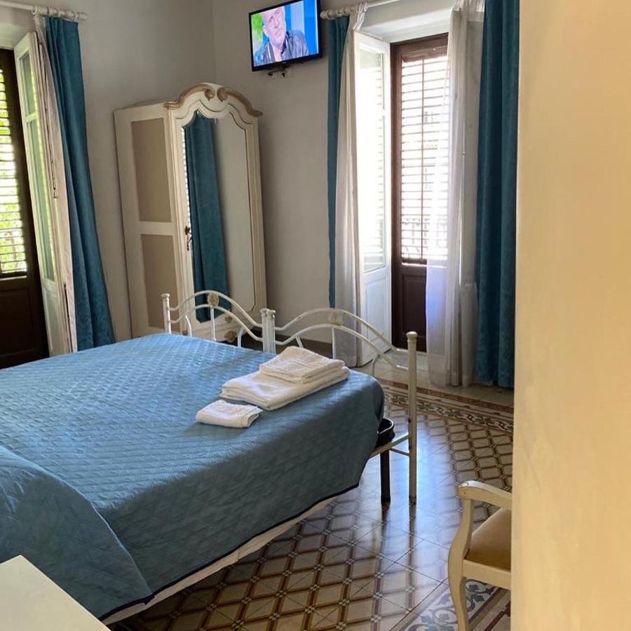 Al Decoro Bed & Breakfast Палермо Екстериор снимка